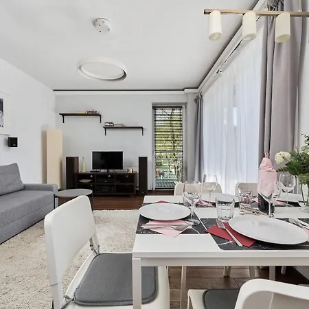 Apartament Family With Parking Inowroclawska By Renters